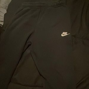 Black nike sweats men small